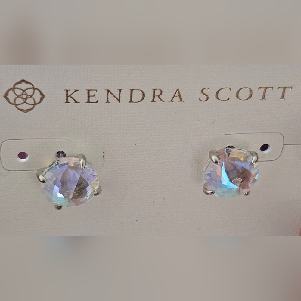 Kendra Scott Jolie Stud Earrings Dichroic Glass NWT $50 - Picture 13 of 13